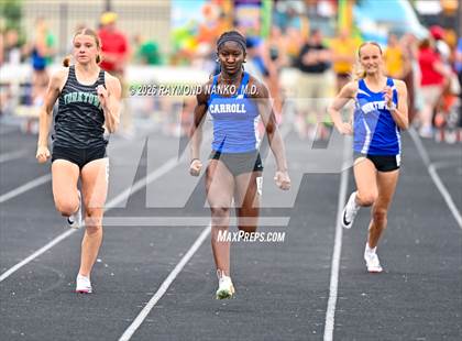Thumbnail 3 in IHSAA Regional 3 (100 Meter) photogallery.