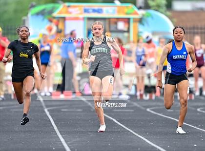 Thumbnail 1 in IHSAA Regional 3 (100 Meter) photogallery.