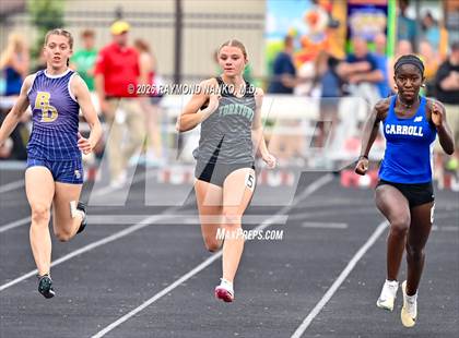 Thumbnail 3 in IHSAA Regional 3 (100 Meter) photogallery.