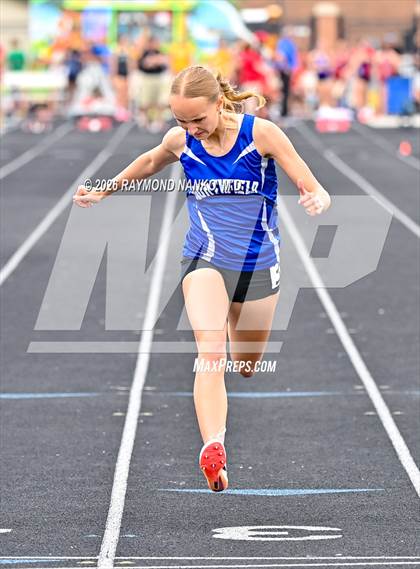 Thumbnail 3 in IHSAA Regional 3 (100 Meter) photogallery.