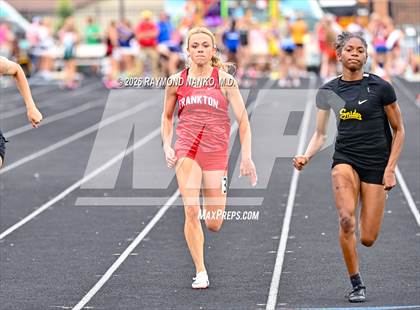 Thumbnail 3 in IHSAA Regional 3 (100 Meter) photogallery.