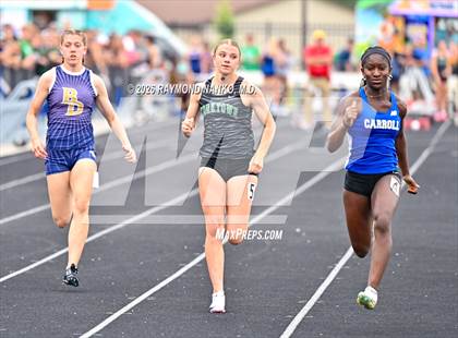 Thumbnail 2 in IHSAA Regional 3 (100 Meter) photogallery.