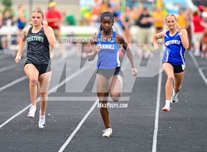Thumbnail 1 in IHSAA Regional 3 (100 Meter) photogallery.