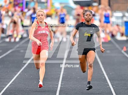 Thumbnail 1 in IHSAA Regional 3 (100 Meter) photogallery.