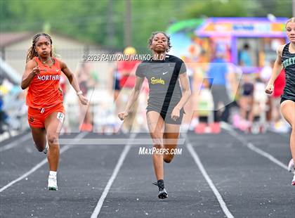 Thumbnail 2 in IHSAA Regional 3 (100 Meter) photogallery.