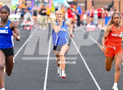 Thumbnail 2 in IHSAA Regional 3 (100 Meter) photogallery.