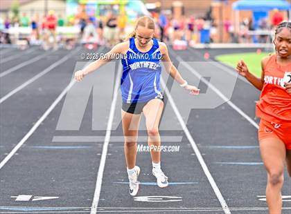 Thumbnail 3 in IHSAA Regional 3 (100 Meter) photogallery.