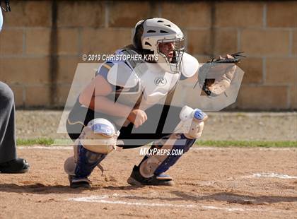 Thumbnail 1 in Harrisburg vs. Trico (IHSA 2A Sectional Semifinal) photogallery.