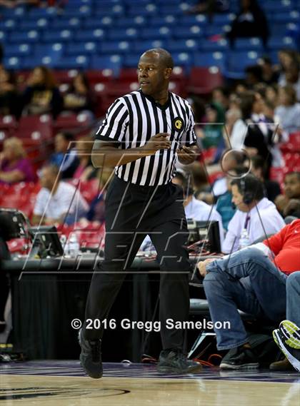 Thumbnail 2 in Manteca vs Ayala (CIF State D3 Final) photogallery.