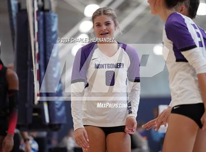 Thumbnail 2 in Montgomery vs. Oak Ridge (Legends Invitational) photogallery.