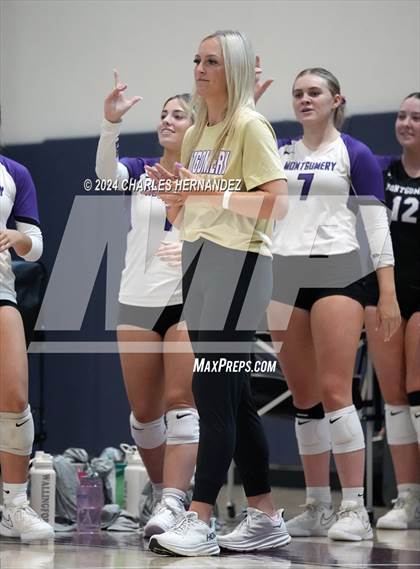 Thumbnail 1 in Montgomery vs. Oak Ridge (Legends Invitational) photogallery.