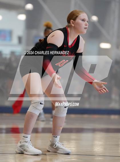 Thumbnail 3 in Montgomery vs. Oak Ridge (Legends Invitational) photogallery.