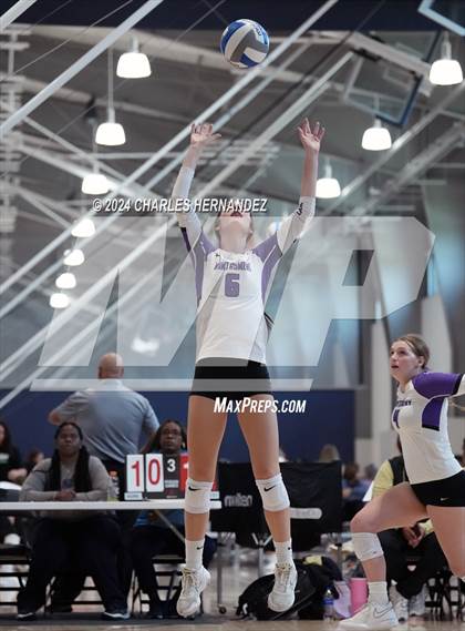 Thumbnail 2 in Montgomery vs. Oak Ridge (Legends Invitational) photogallery.