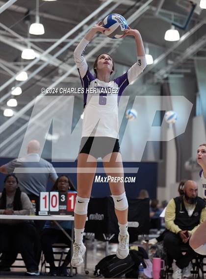Thumbnail 2 in Montgomery vs. Oak Ridge (Legends Invitational) photogallery.