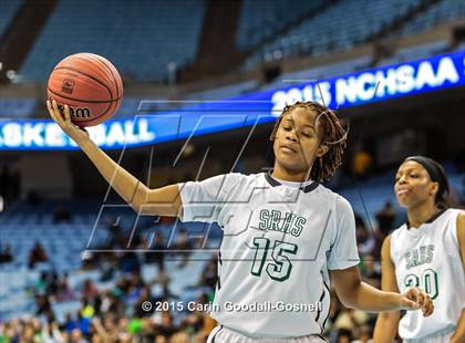 Thumbnail 1 in Southeast Raleigh vs. Myers Park (NCHSAA 4A Final) photogallery.