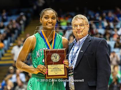 Thumbnail 3 in Southeast Raleigh vs. Myers Park (NCHSAA 4A Final) photogallery.