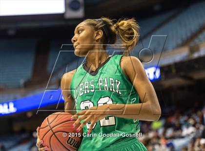 Thumbnail 1 in Southeast Raleigh vs. Myers Park (NCHSAA 4A Final) photogallery.