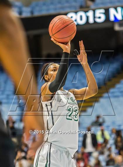 Thumbnail 3 in Southeast Raleigh vs. Myers Park (NCHSAA 4A Final) photogallery.