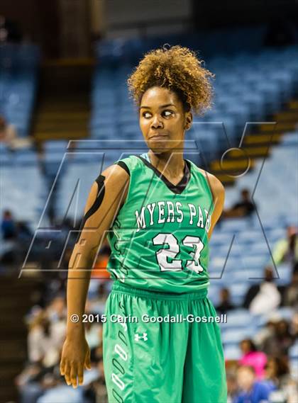Thumbnail 1 in Southeast Raleigh vs. Myers Park (NCHSAA 4A Final) photogallery.