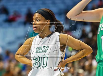 Thumbnail 2 in Southeast Raleigh vs. Myers Park (NCHSAA 4A Final) photogallery.