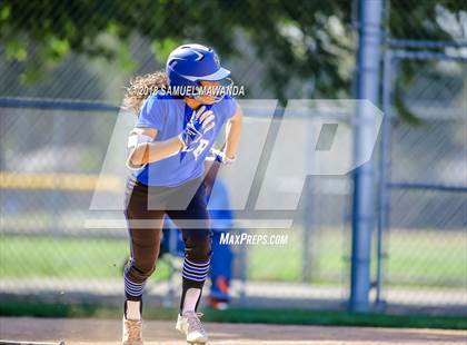 Thumbnail 2 in El Camino Real vs Birmingham photogallery.