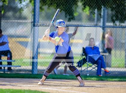 Thumbnail 2 in El Camino Real vs Birmingham photogallery.