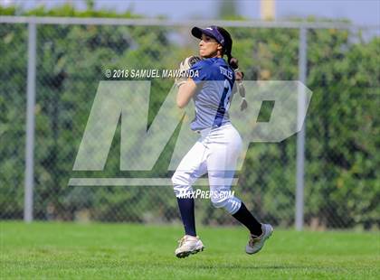 Thumbnail 3 in El Camino Real vs Birmingham photogallery.