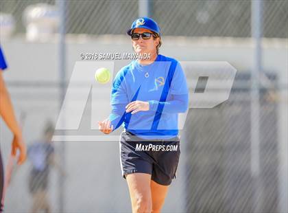 Thumbnail 3 in El Camino Real vs Birmingham photogallery.