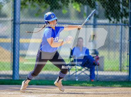 Thumbnail 2 in El Camino Real vs Birmingham photogallery.