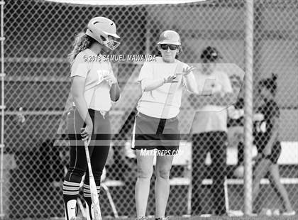 Thumbnail 3 in El Camino Real vs Birmingham photogallery.