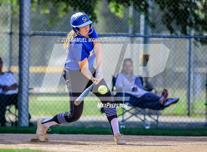 Thumbnail 3 in El Camino Real vs Birmingham photogallery.