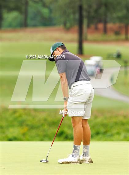 Thumbnail 2 in NCHSAA 4A Finals (Round 2) photogallery.