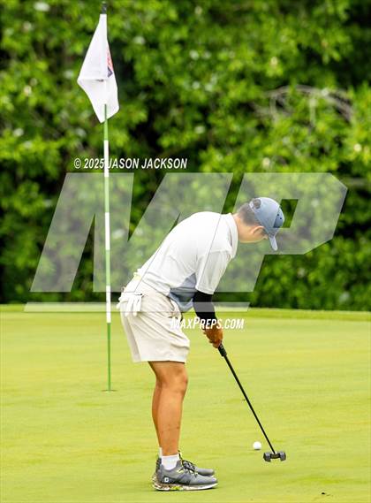 Thumbnail 1 in NCHSAA 4A Finals (Round 2) photogallery.