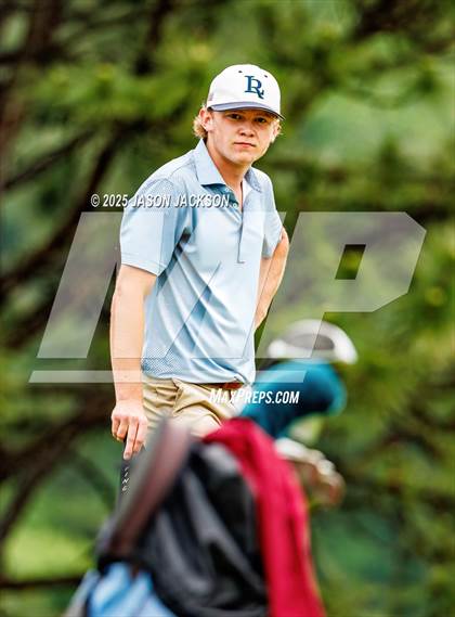 Thumbnail 1 in NCHSAA 4A Finals (Round 2) photogallery.