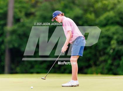 Thumbnail 2 in NCHSAA 4A Finals (Round 2) photogallery.