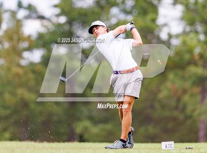 Thumbnail 3 in NCHSAA 4A Finals (Round 2) photogallery.
