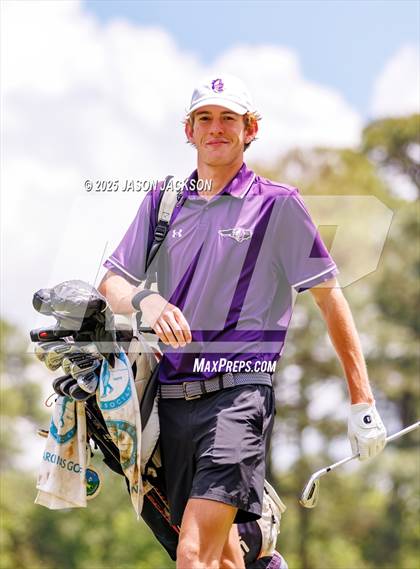 Thumbnail 3 in NCHSAA 4A Finals (Round 2) photogallery.