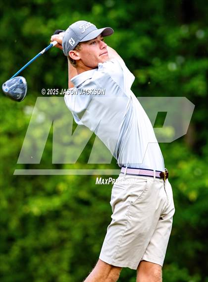 Thumbnail 3 in NCHSAA 4A Finals (Round 2) photogallery.