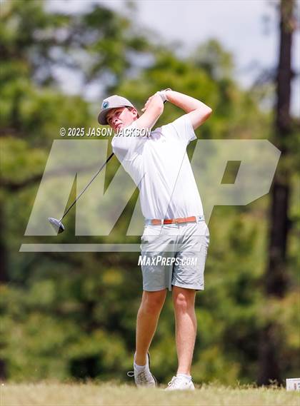 Thumbnail 1 in NCHSAA 4A Finals (Round 2) photogallery.