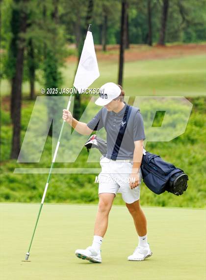 Thumbnail 2 in NCHSAA 4A Finals (Round 2) photogallery.