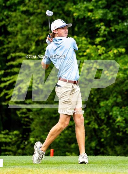 Thumbnail 2 in NCHSAA 4A Finals (Round 2) photogallery.