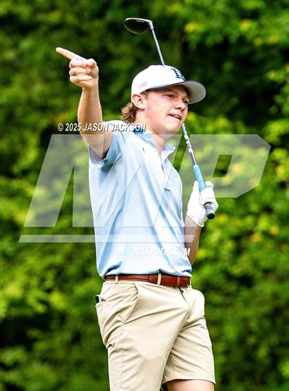 Thumbnail 1 in NCHSAA 4A Finals (Round 2) photogallery.