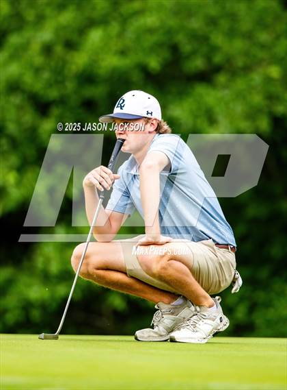 Thumbnail 1 in NCHSAA 4A Finals (Round 2) photogallery.