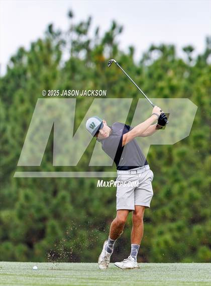 Thumbnail 1 in NCHSAA 4A Finals (Round 2) photogallery.