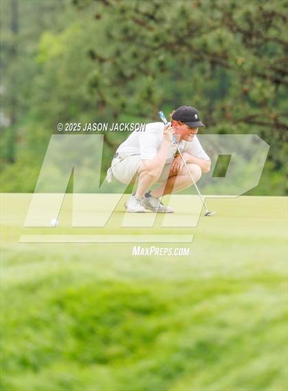 Thumbnail 1 in NCHSAA 4A Finals (Round 2) photogallery.