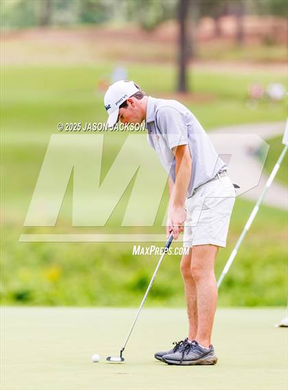 Thumbnail 3 in NCHSAA 4A Finals (Round 2) photogallery.