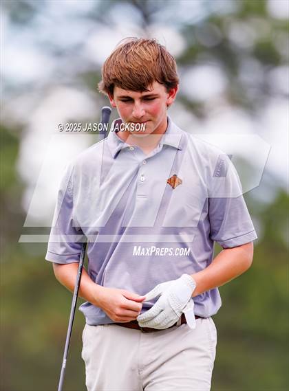 Thumbnail 1 in NCHSAA 4A Finals (Round 2) photogallery.