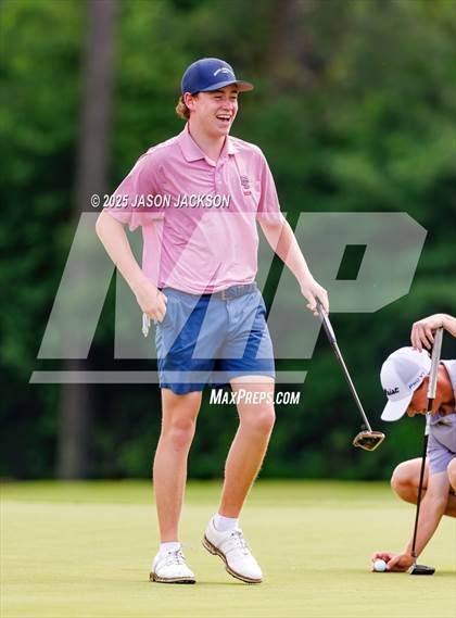 Thumbnail 1 in NCHSAA 4A Finals (Round 2) photogallery.