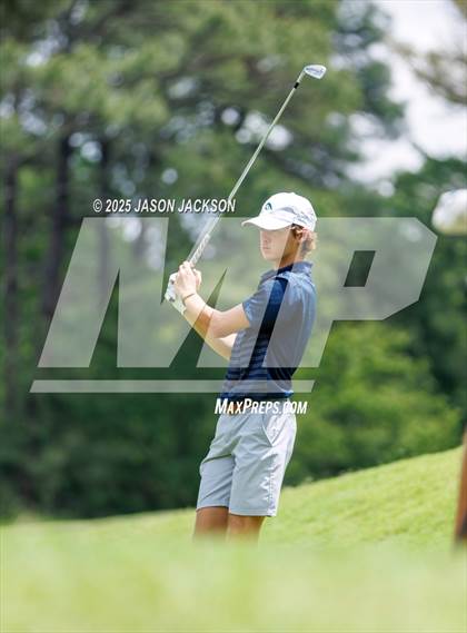 Thumbnail 3 in NCHSAA 4A Finals (Round 2) photogallery.