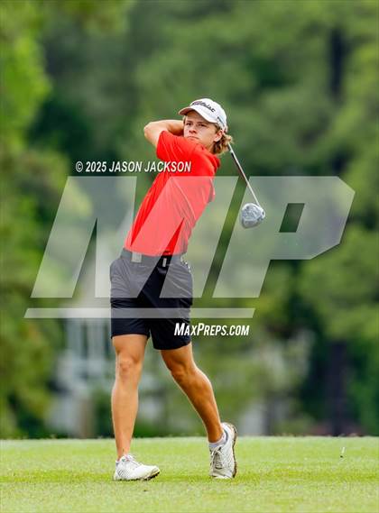 Thumbnail 1 in NCHSAA 4A Finals (Round 2) photogallery.